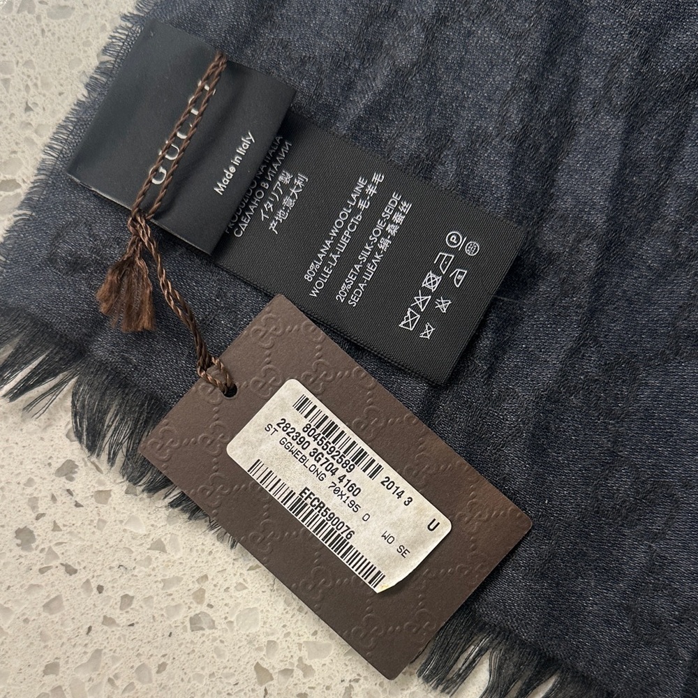 Gucci GG scarf wool and silk 76x 28 Elegant Black Scarf - Picture 2 of 9